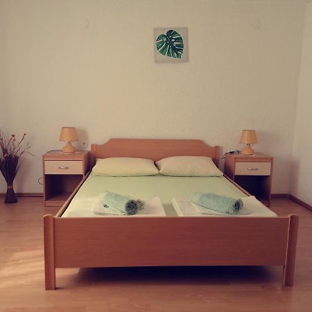 Apartment Ampulica 2 Senj  Bagian luar foto