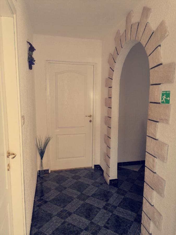 Apartment Ampulica 2 Senj  Bagian luar foto