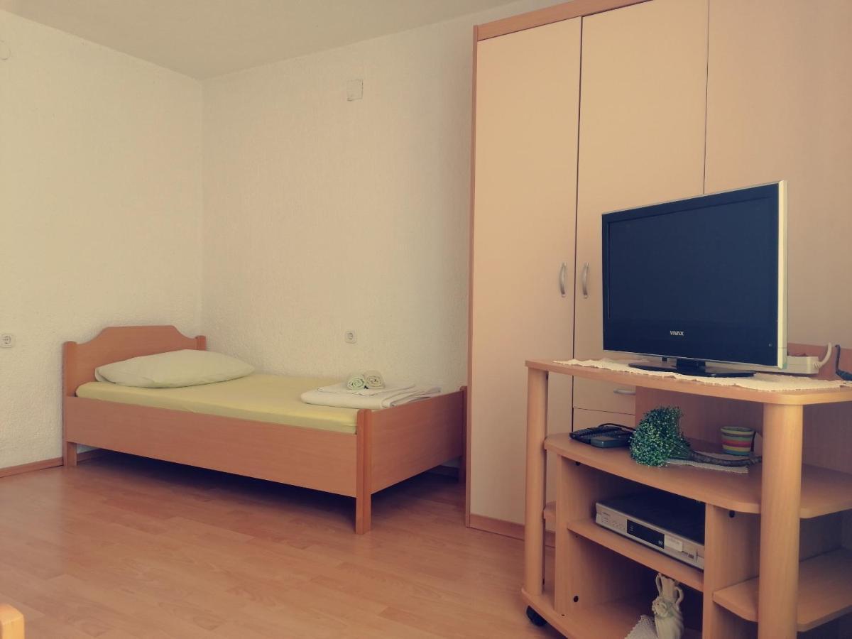 Apartment Ampulica 2 Senj  Bagian luar foto